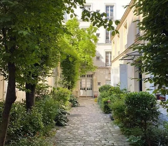 Quiet In Center Appartement Paris